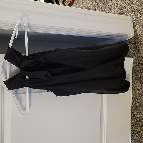 Buffalo Halter Open Back Top - Picture 2 of 2